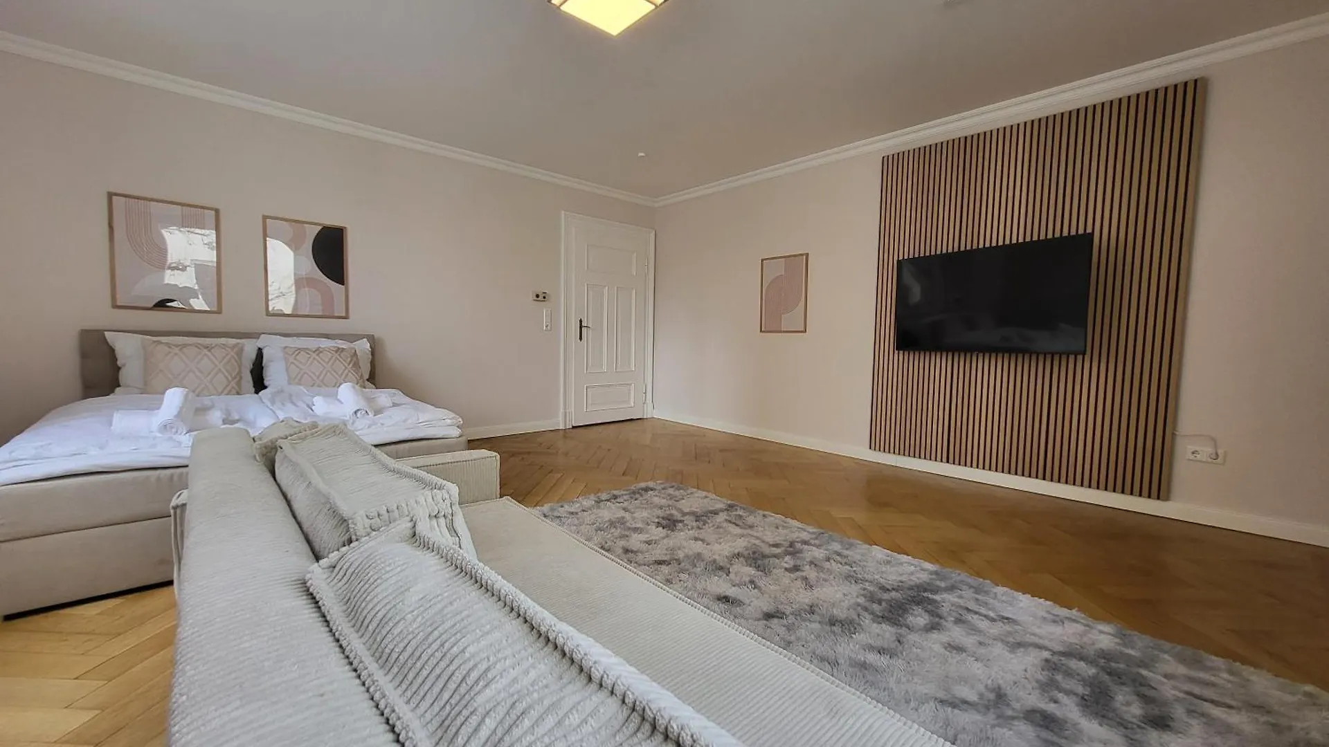 Sioux Stilvoll Eingerichtete Apartments Im Stadtkern I Netflix I Nespresso I Kaufbeuren